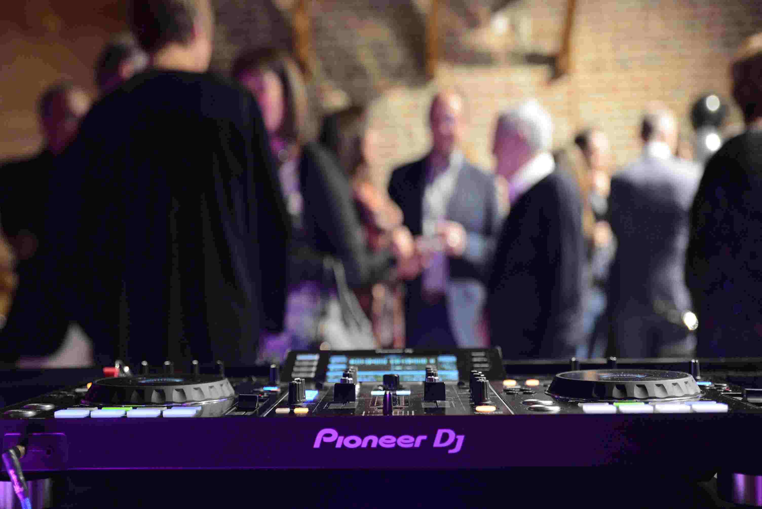 Piooner DJ Booth